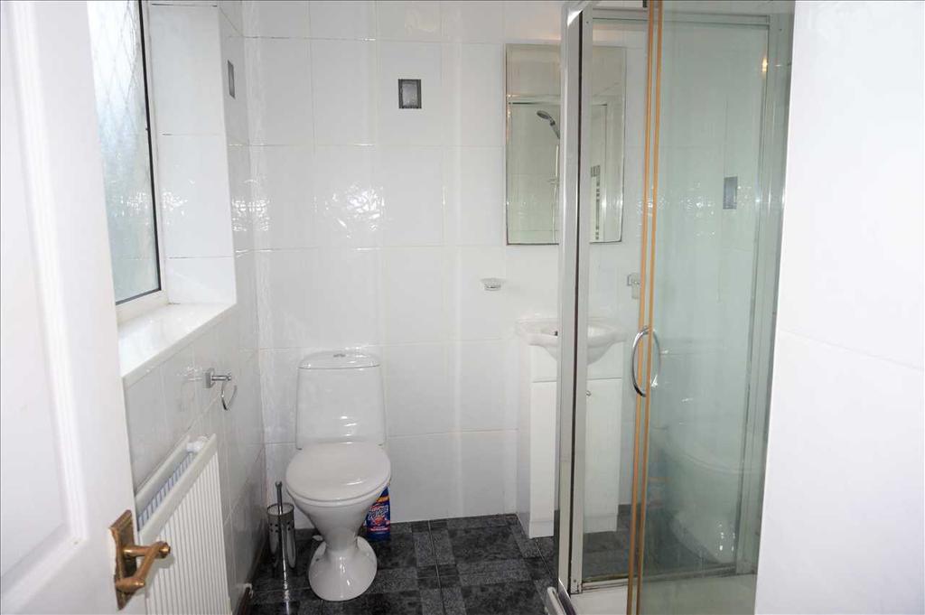 En suite shower room