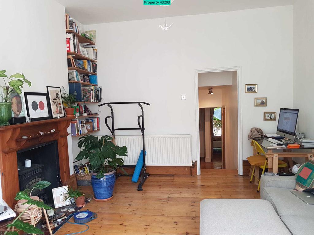 Halesworth Road, London, SE13 7TJ 2 bed ground floor flat £1,500 pcm (£346 pw)