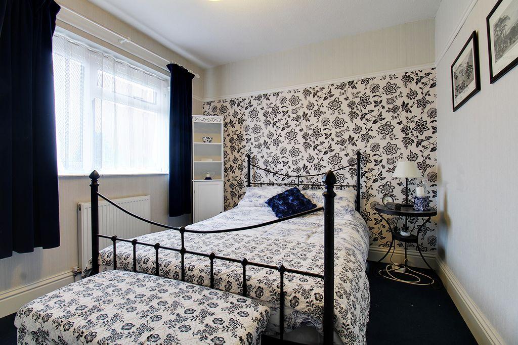 Bedroom 2 (Double)