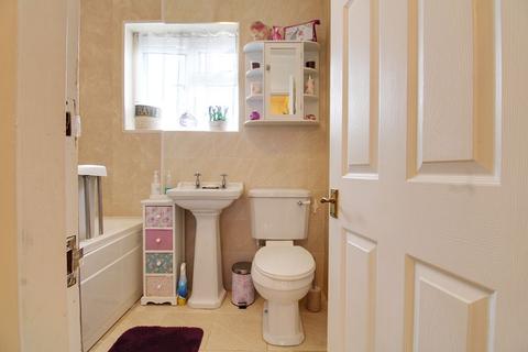 32 Cornfield Road, Rowley Regis, B65 8HL