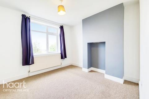303b Grange Road, Upper Norwood, London, SE25 6TD
