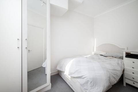 1 bedroom apartment to rent, CRANLEY GARDENS, SOUTH KEN, SW7