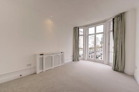 Flat 3, 18 Colville Terrace, London, W11 2BE