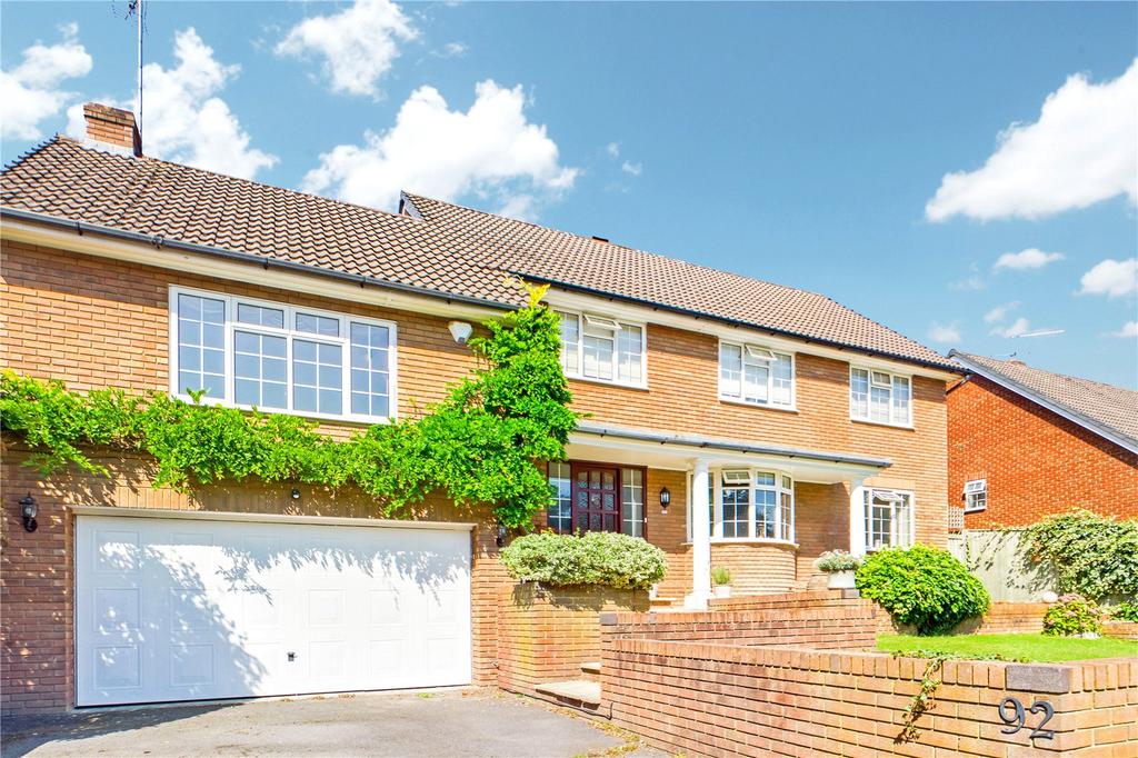 Fairway Avenue, Tilehurst, Reading, RG30 4 bed detached house £680,000