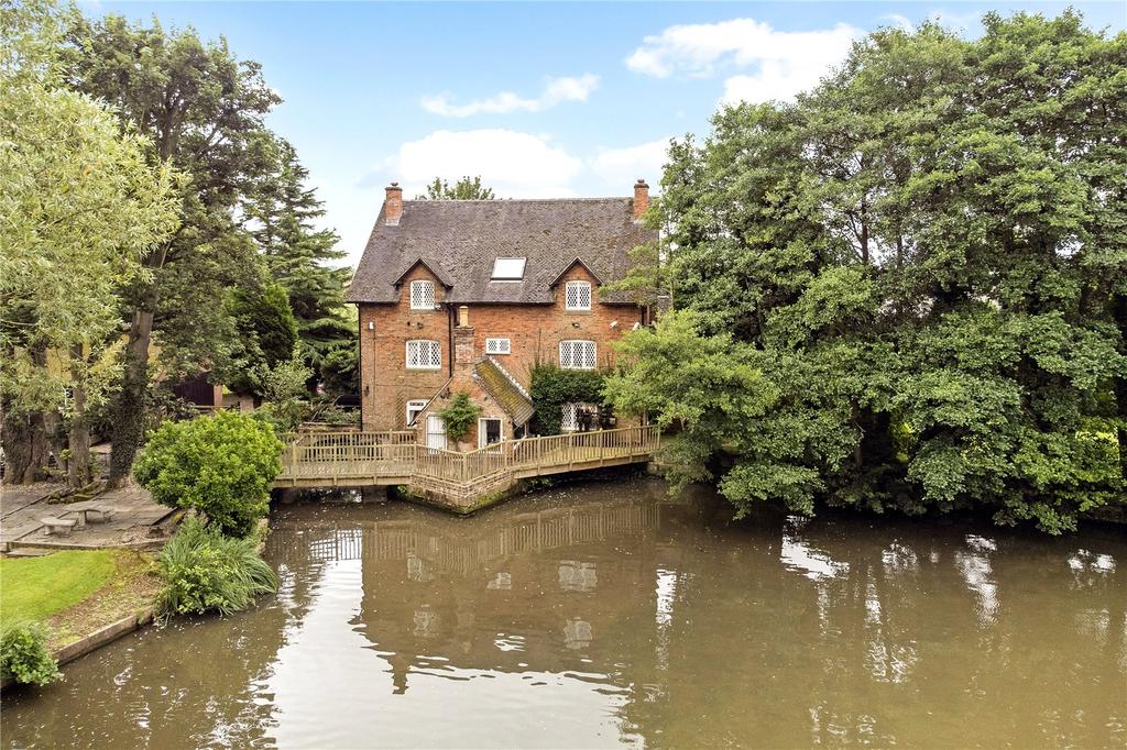 Longford Lane, Longford, Ashbourne, Derbyshire, DE6 5 bed detached