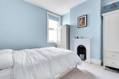 24a Heaton Road, Mitcham, CR4 2BU