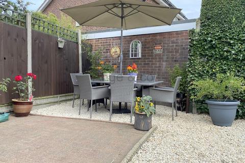 1 Ash Close, Carlton Colville, Lowestoft, NR33 8LU