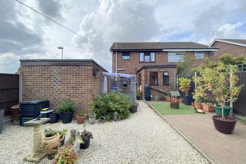 1 Ash Close, Carlton Colville, Lowestoft, NR33 8LU