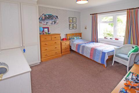 75 Brownlees, Exminster, Exeter, EX6 8SW