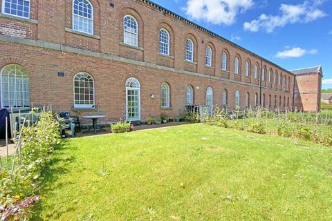 2 Lawrence Walk, Exminster, Exeter, EX6 8TP