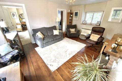 Little Holt Ebford Lane, Ebford, Exeter, EX3 0QX