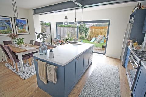 1 Hamilton Road, Topsham, Exeter, EX3 0LH
