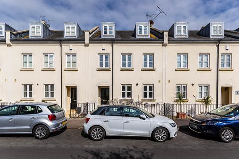 4 Globe Ley, Topsham, Exeter, EX3 0DL