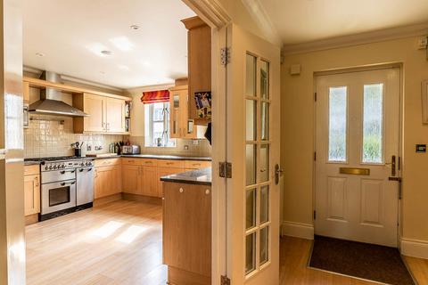 4 Globe Ley, Topsham, Exeter, EX3 0DL