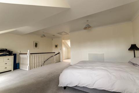 4 Globe Ley, Topsham, Exeter, EX3 0DL