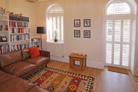 8 Dartington Walk, Exminster, Exeter, EX6 8TN