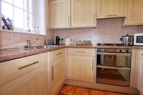 8 Dartington Walk, Exminster, Exeter, EX6 8TN