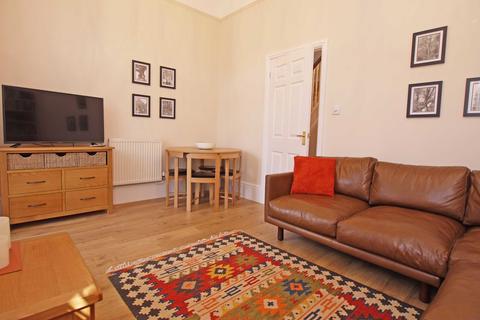8 Dartington Walk, Exminster, Exeter, EX6 8TN