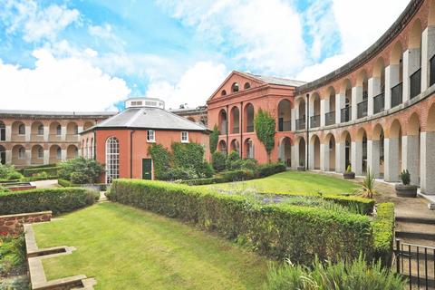 7 Upper Cloister Walk, Exminster, Exeter, EX6 8TY