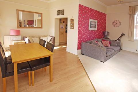 7 Upper Cloister Walk, Exminster, Exeter, EX6 8TY