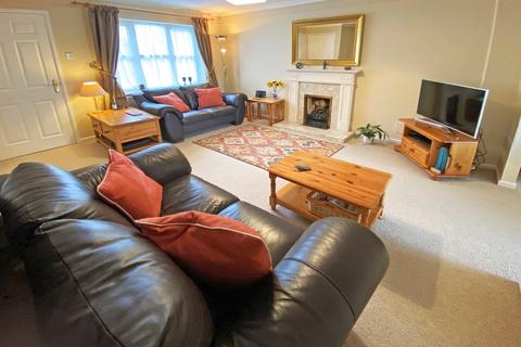 1 Brownlees, Exminster, Exeter, EX6 8SW