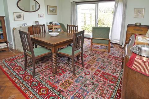 53 Countess Wear Road, Exeter, EX2 6LR