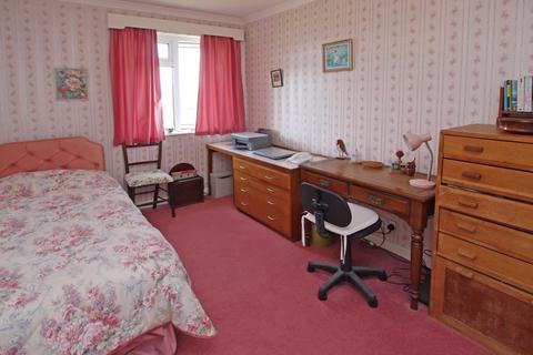 53 Countess Wear Road, Exeter, EX2 6LR