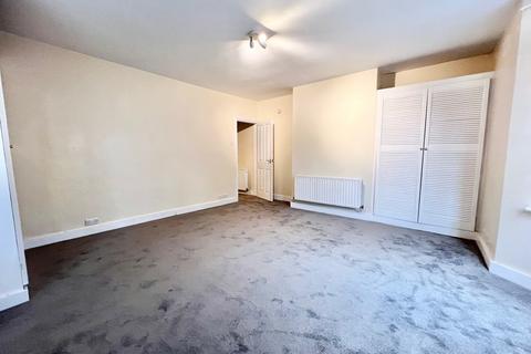 undefined, Newark Road, South Croydon