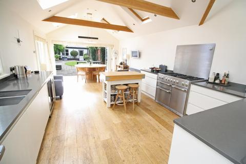 35 Monmouth Street, Topsham, Exeter, EX3 0AJ