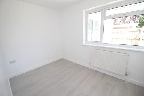 35 Broxburn Road, Warminster, BA12 8EY