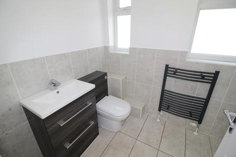 35 Broxburn Road, Warminster, BA12 8EY