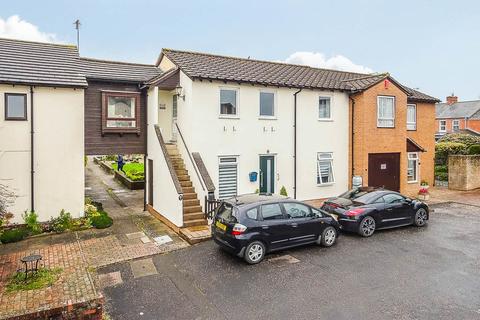 2 Pound Close, Topsham, Exeter, EX3 0ND
