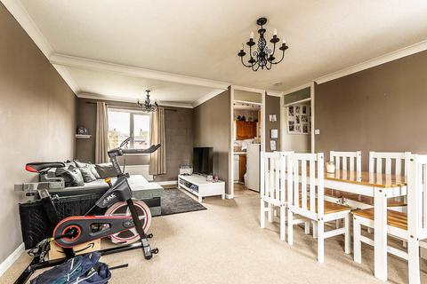 2 Pound Close, Topsham, Exeter, EX3 0ND