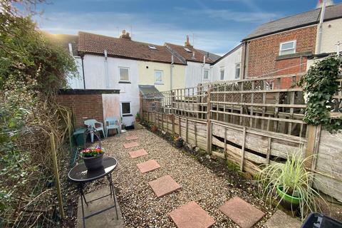 44 Dryden Road, Exeter, EX2 5BS