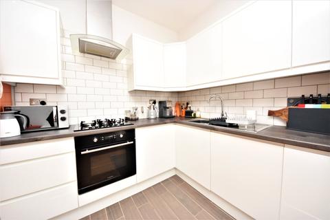 4, Wooburn House Boundary Road, Loudwater, High Wycombe, HP10 9EG