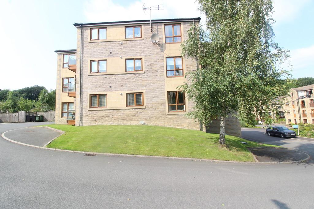 Victoria Mills, Holmfirth 2 bed apartment £210,000