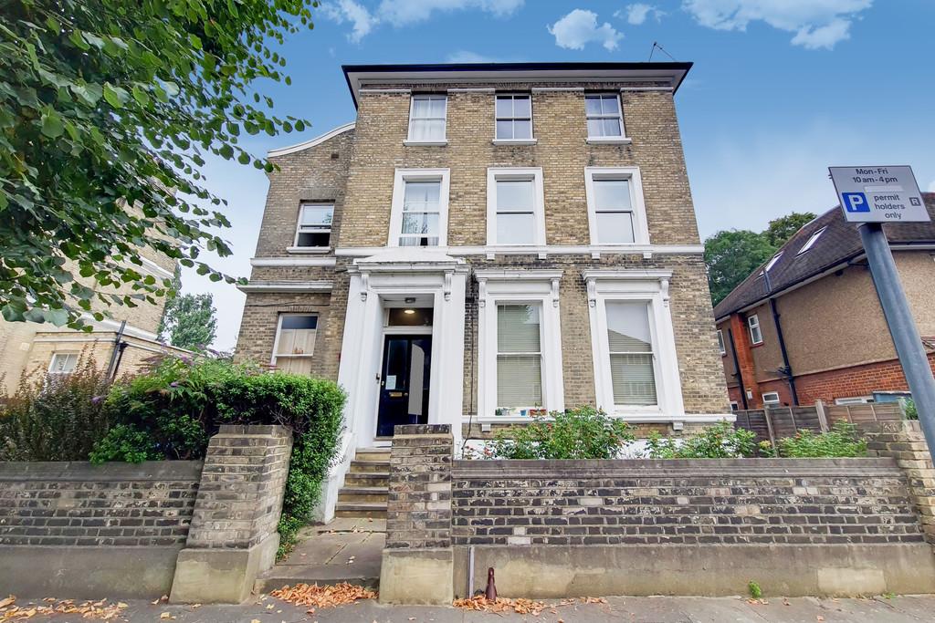 Catherine Road, Surbiton 1 bed apartment £300,000