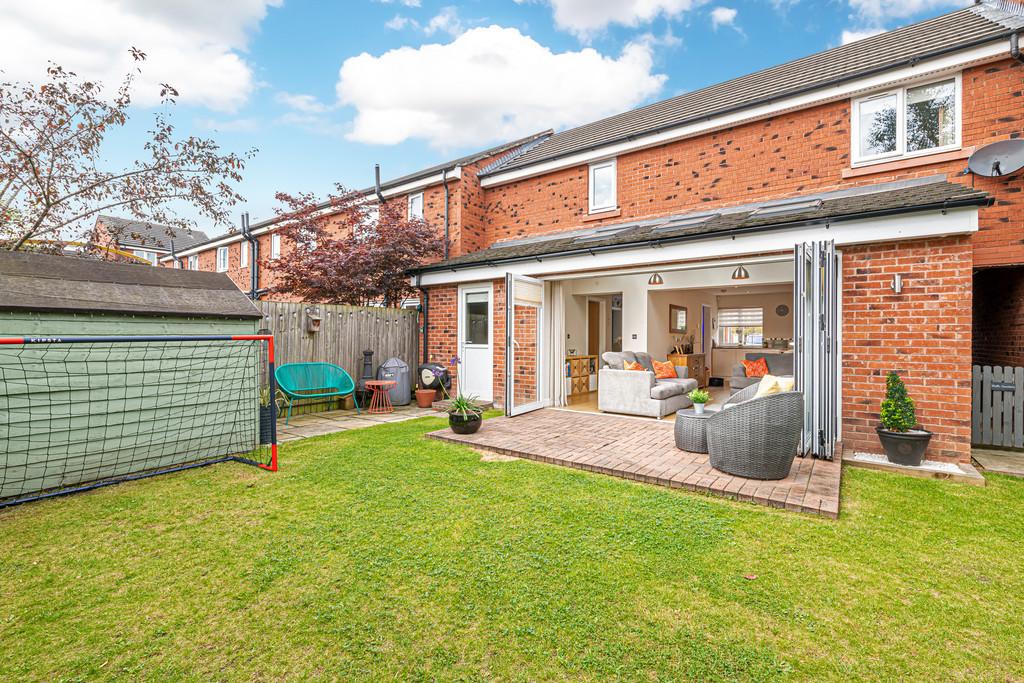 Thorneycroft Drive, Warrington 3 bed terraced house £225,000
