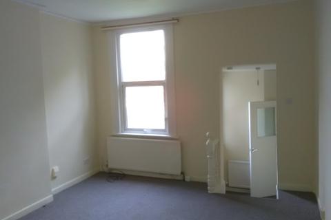 Flat 3, 63 Oakfield Road, Croydon, CR0 2UX