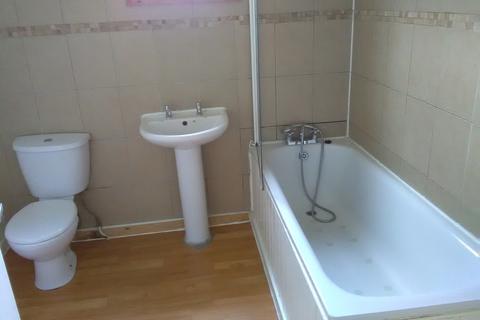 Flat 3, 63 Oakfield Road, Croydon, CR0 2UX