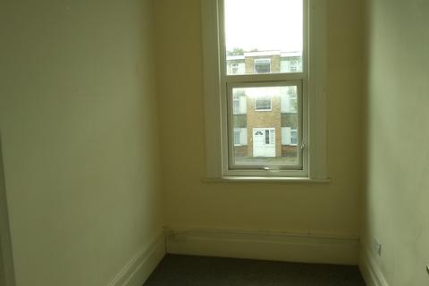 Flat 3, 63 Oakfield Road, Croydon, CR0 2UX