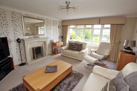 37 Mayfair Drive West, Grimsby, DN37 9QP