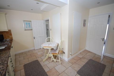25 Vicarage Road, Brewood, Stafford, ST19 9HA
