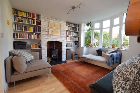 7 Trenic Crescent, Leeds, LS6 3DL