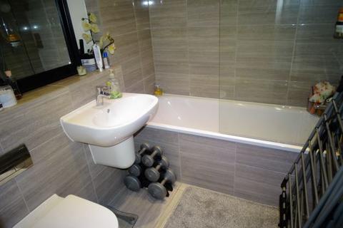 2 Laburnum Way, Staines, TW19 7SQ