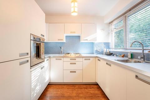 99 Park Meadow, Hatfield, AL9 5HE