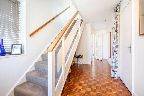 99 Park Meadow, Hatfield, AL9 5HE