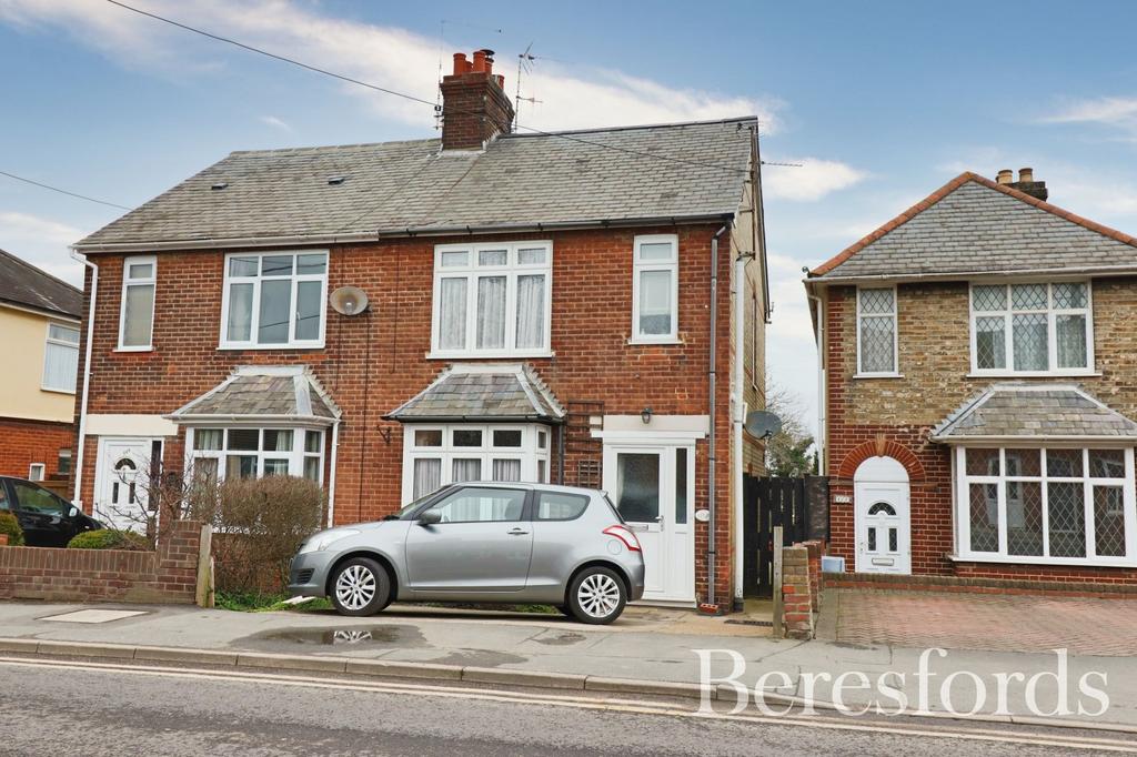 Coggeshall Road, Braintree, CM7 3 bed semidetached house £325,000