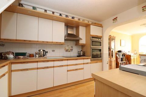 5 Arnold Close, Barton-le-clay, Bedford, MK45 4PD