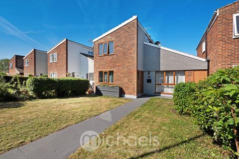 15 Appletree Walk, Braintree, CM7 1EE